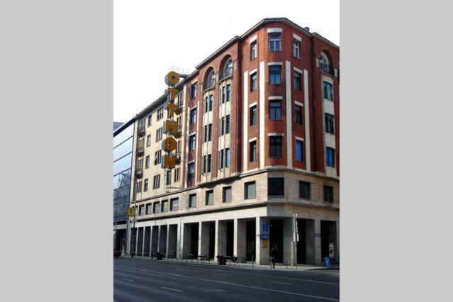 Downtown Island Apartman Apartment
